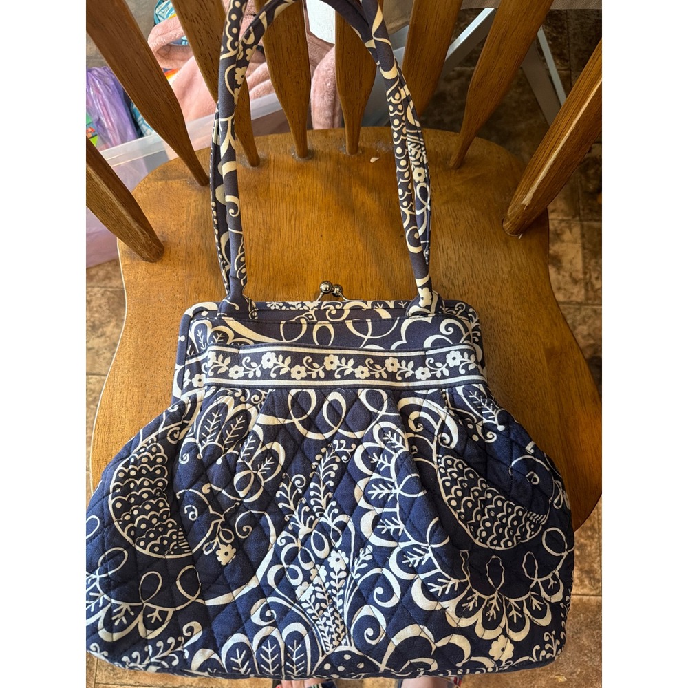 Vera Bradley Navy White Paisley Floral Quilted Kiss Lock Shoulder Bag Handbag